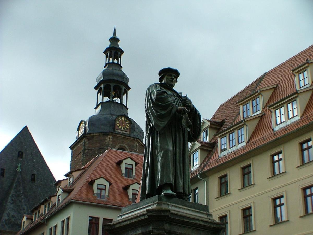 Hotel Garni Pension Zur Lutherstadt 루터슈타트아이슬레벤 외부 사진